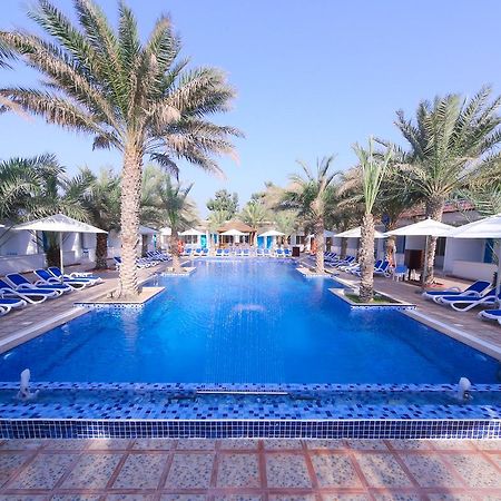 Fujairah Hotel & Resort Екстериор снимка