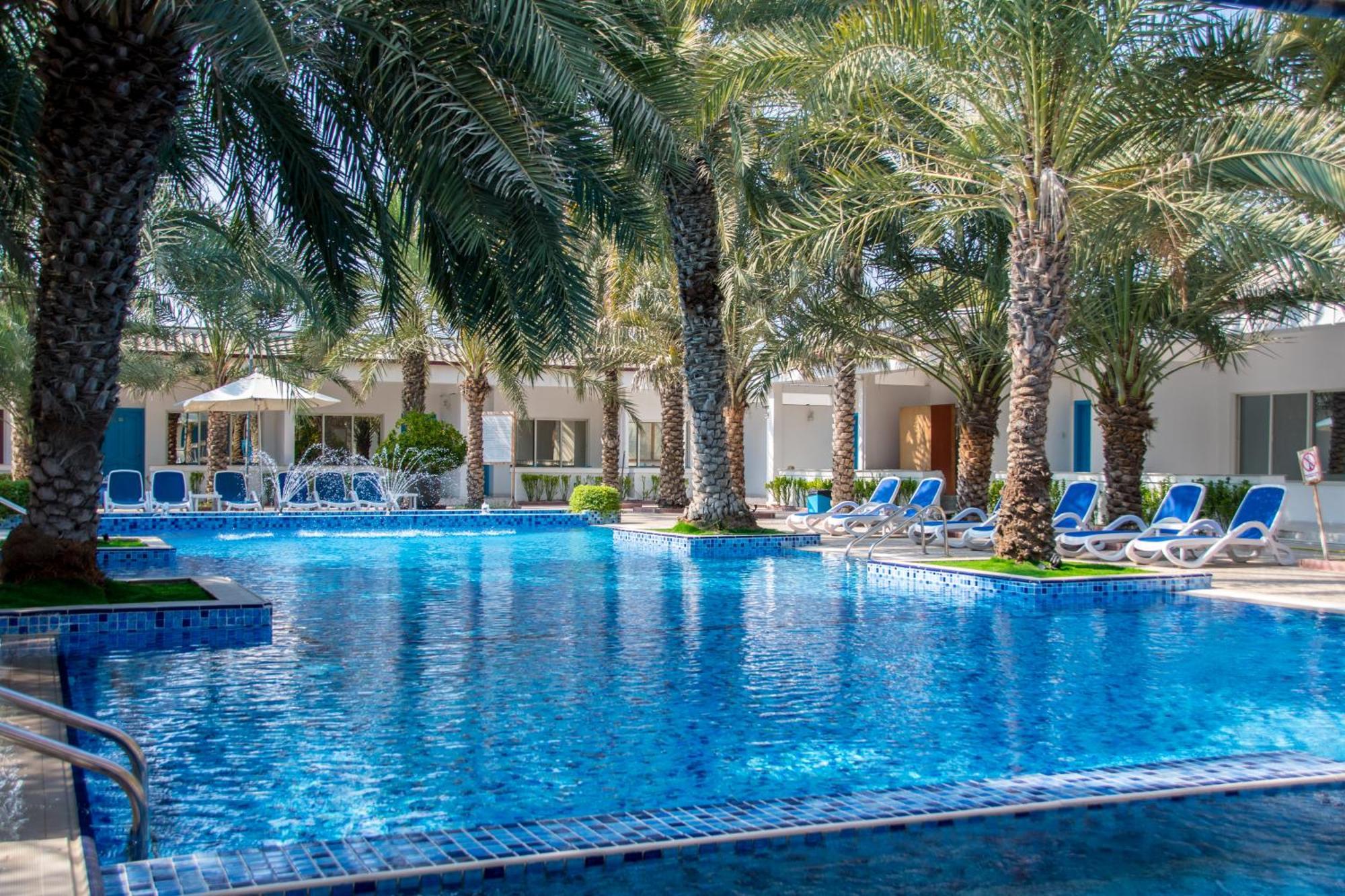 Fujairah Hotel & Resort Екстериор снимка