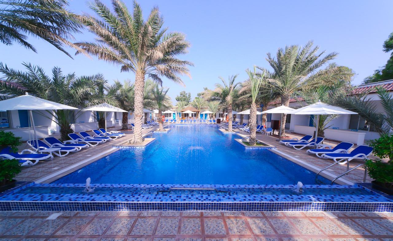 Fujairah Hotel & Resort Екстериор снимка