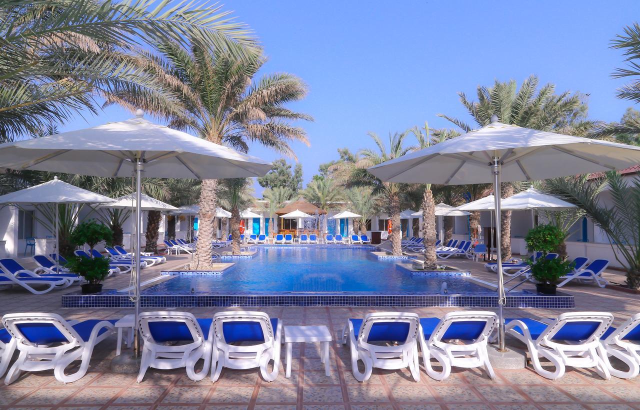 Fujairah Hotel & Resort Екстериор снимка